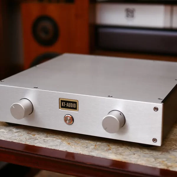 Pre-amplifier With Phono
